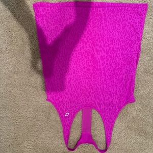 Lorna Jane active top